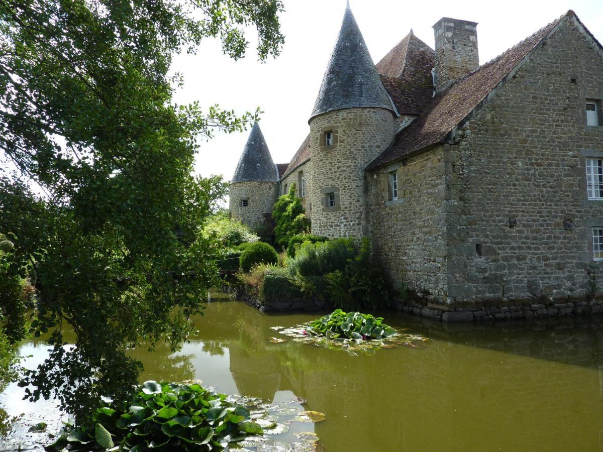 Domaine De L'Etre Bed and Breakfast Saint-Pierre-du-Regard Buitenkant foto